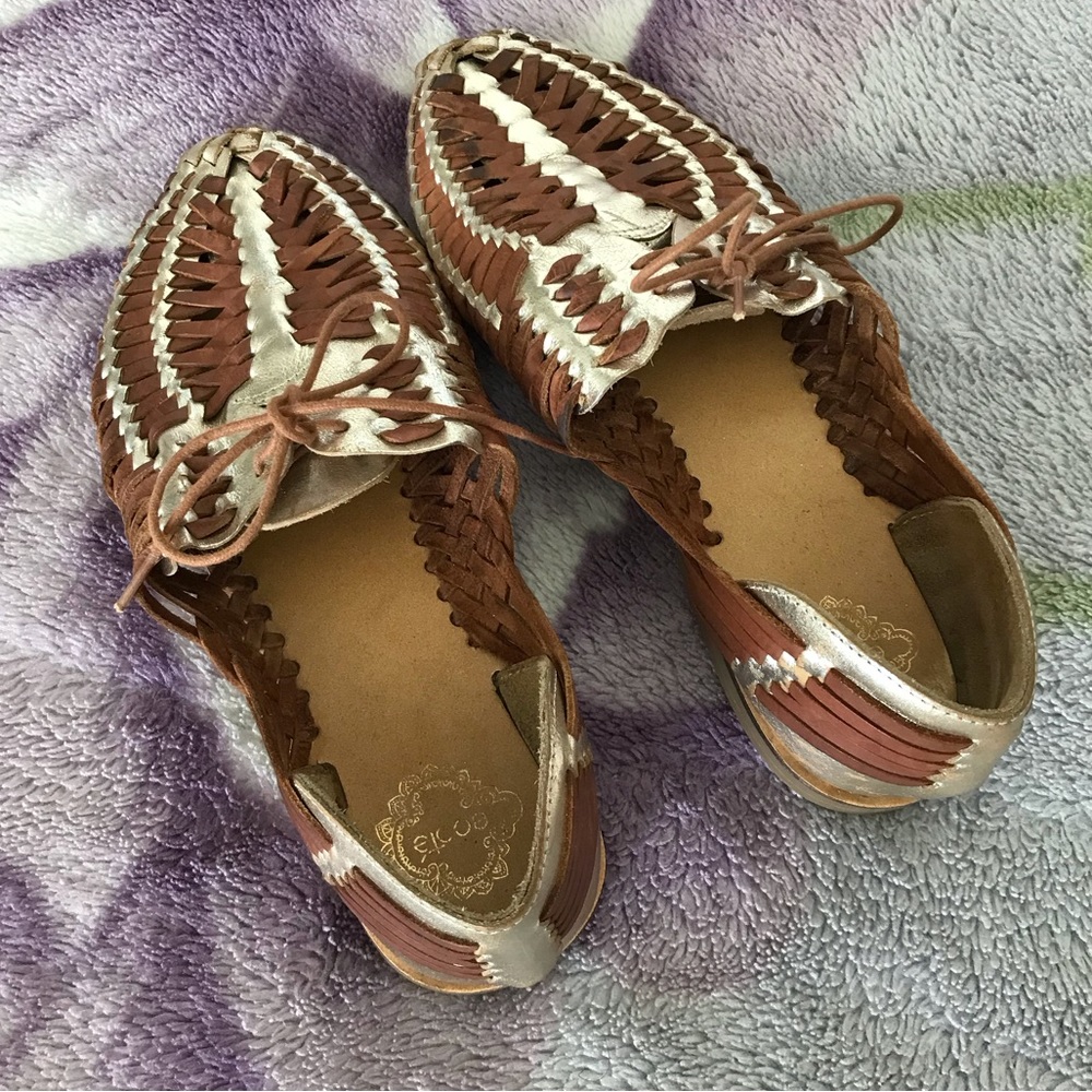Ecote Women’s Sandals - Picture 6 of 8